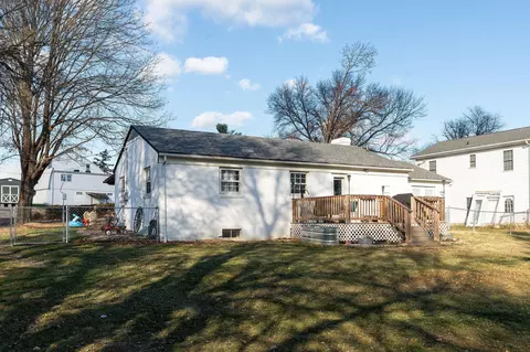 74 Parker Rd, Stuarts Draft, VA 24477 photo 8