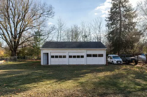 74 Parker Rd, Stuarts Draft, VA 24477 photo 6