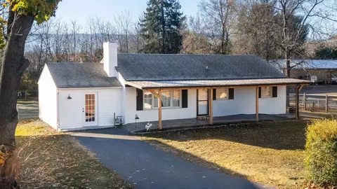 74 Parker Rd, Stuarts Draft, VA 24477