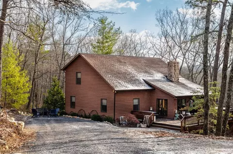 509 Fetterbush Ln, Hinton, VA 22831