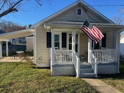 308 Gray Ave, Staunton, VA 24401