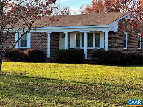 28285 N James Madison Hwy N, New Canton, VA 23123