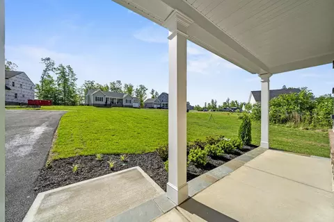155 Waterfront Dr, Raphine, VA 24472 photo 4