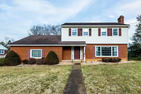1309 Chatham Rd, Waynesboro, VA 22980