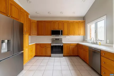 4654 Roaring Run Rd, Goode, VA 24556 photo 17