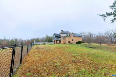 4654 Roaring Run Rd, Goode, VA 24556 photo 57