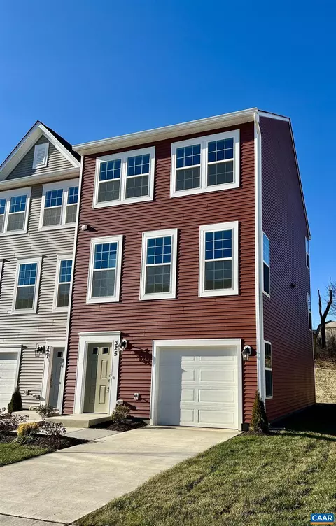 325 Willowshire Ct, Waynesboro, VA 22980