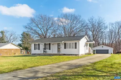 74 View Dr, Stuarts Draft, VA 24477