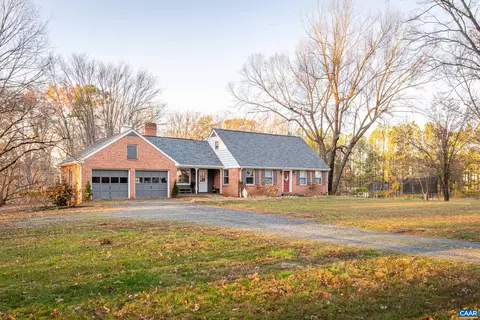 6336 Blenheim Rd, Scottsville, VA 24590