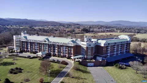 500 Crestwood Dr #1504, Charlottesville, VA 22903