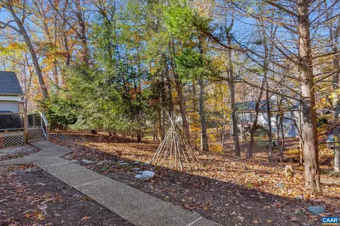 30 Brougham Rd, Palmyra, VA 22963 photo 37