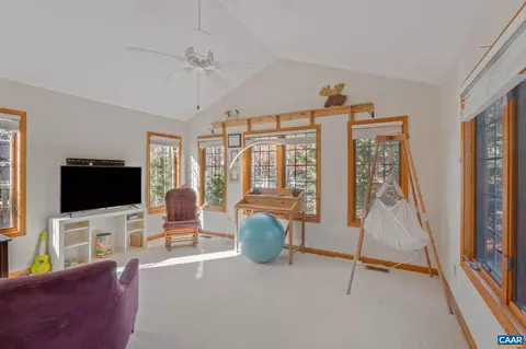 30 Brougham Rd, Palmyra, VA 22963 photo 9