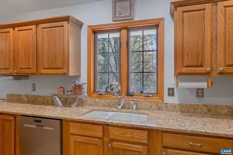 30 Brougham Rd, Palmyra, VA 22963 photo 16