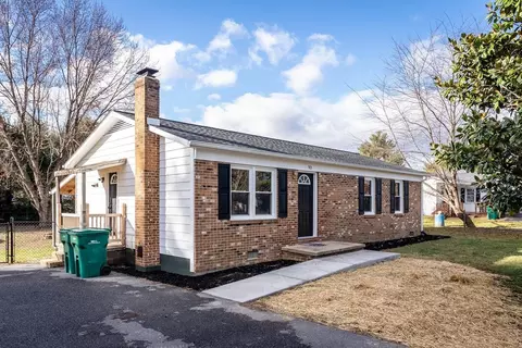 503 18th St, Grottoes, VA 24441