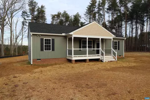 1363 Johnson Rd, Mineral, VA 23117