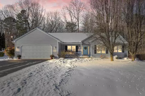 125 Rutherford Ln, Stuarts Draft, VA 24477