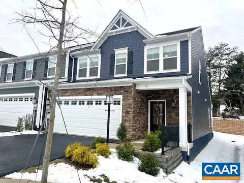 511 Crimson St, Crozet, VA 22932