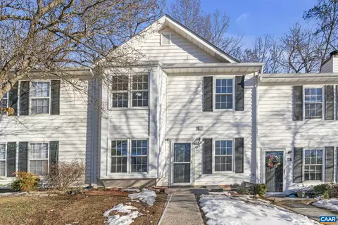 990 Towne Ln, Charlottesville, VA 22901