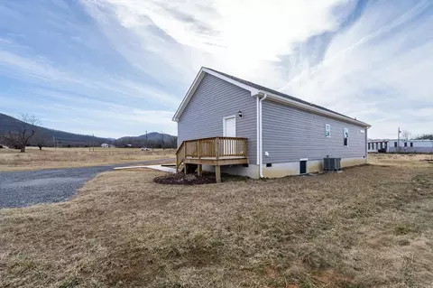 357 Park Rd, Stanley, VA 22851 photo 32