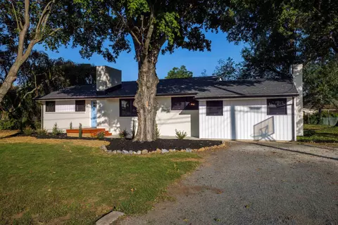 58 Featherstone Dr, Lyndhurst, VA 22952