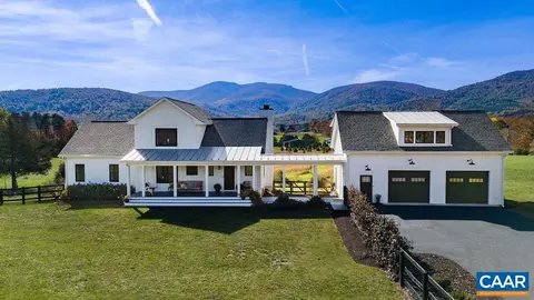 427 Tanbark Dr, Afton, VA 22920