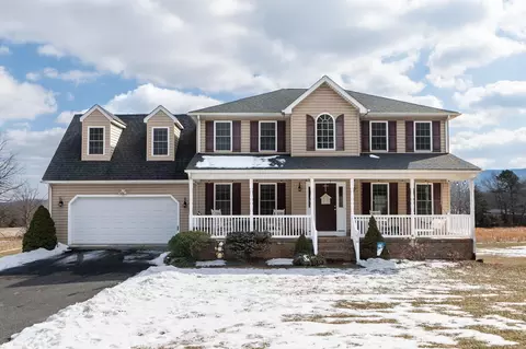 1016 Cold Springs Rd, Stuarts Draft, VA 24477