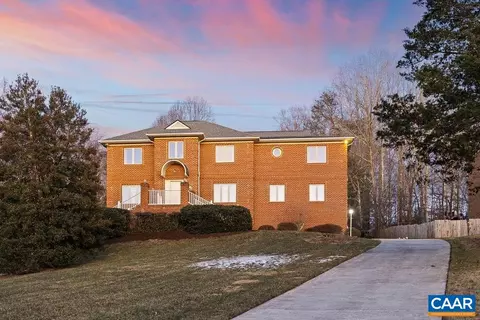 3527 Ridgecroft Dr, Lynchburg, VA 24503