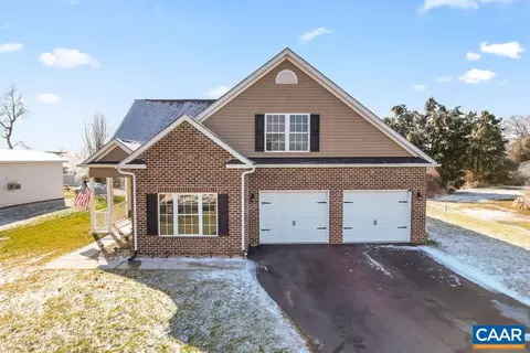 148 Crystal Ln, Evington, VA 24550 photo 2