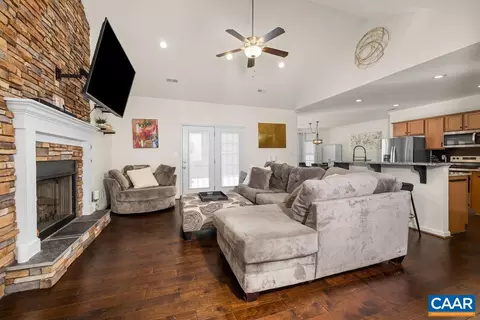 148 Crystal Ln, Evington, VA 24550 photo 7