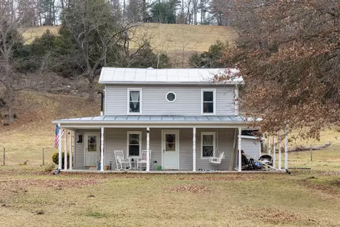 15745 Runions Creek Rd, Broadway, VA 22815