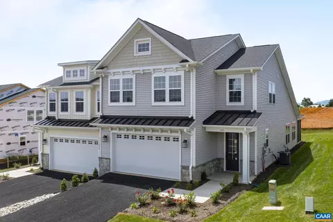 205 Ridgeline Dr, Waynesboro, VA 22980