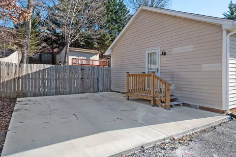 312 Round Hill Dr, Stuarts Draft, VA 24477 photo 22