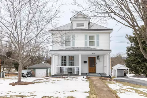 416 Morningside Dr, Lexington, VA 24450