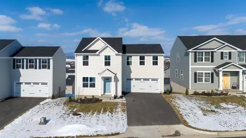 2020 Shoeshine Ave, Harrisonburg, VA 22801