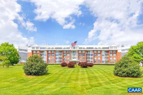 500 Crestwood Dr #1202, Charlottesville, VA 22903