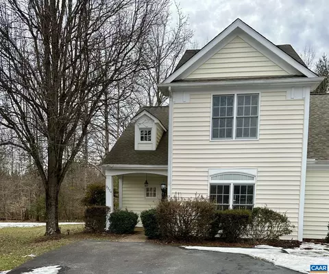 2376 Ravenswood Ct, Charlottesville, VA 22911