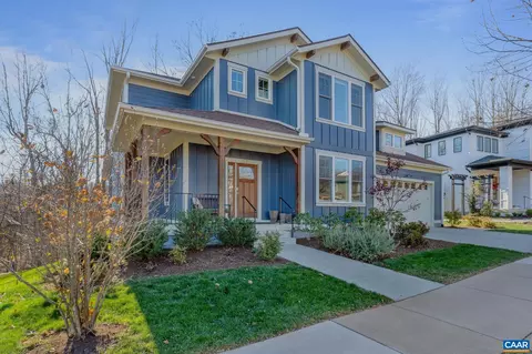 521 Lochlyn Hill Dr, Charlottesville, VA 22901