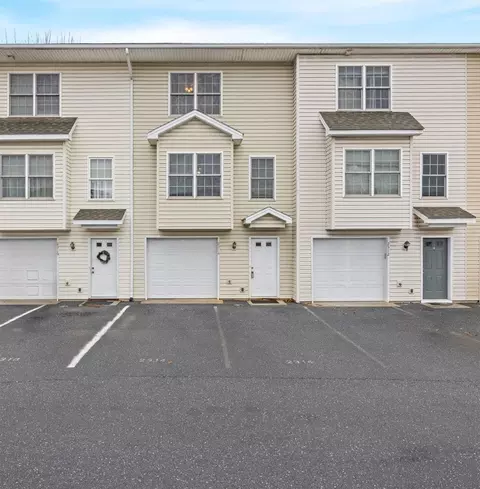 2314 Wishing Well Ct, Harrisonburg, VA 22801