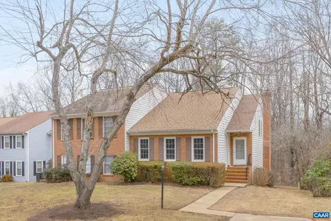 1513 Westfield Ct, Charlottesville, VA 22901