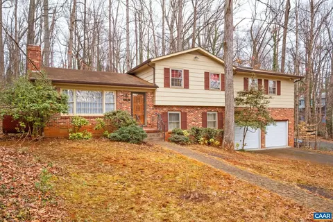 1704 Inglewood Dr, Charlottesville, VA 22901