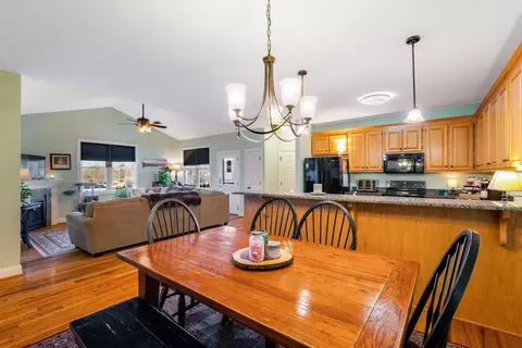 25 Gemstone Dr, Stuarts Draft, VA 24477 photo 13