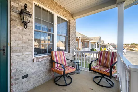 25 Gemstone Dr, Stuarts Draft, VA 24477 photo 3