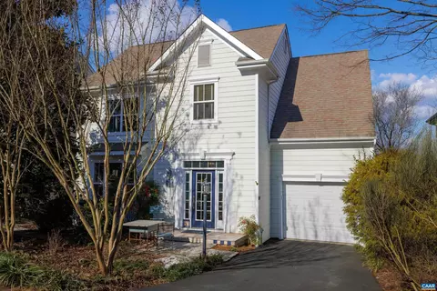 1111 Saint Charles Ct, Charlottesville, VA 22901