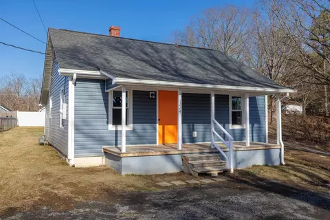 1224 Wine Ave, Waynesboro, VA 22980