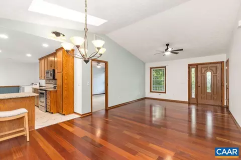 609 Jefferson Dr, Palmyra, VA 22963 photo 6