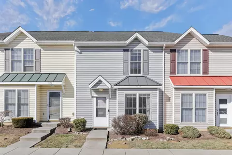 1114 Patrick Henry Pl, Harrisonburg, VA 22802