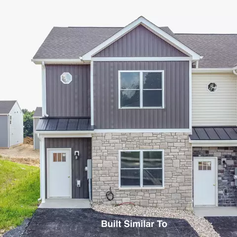 654 Zephyr Dr, Rockingham, VA 22801
