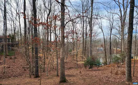12 Condor Rd, Palmyra, VA 22963 photo 4