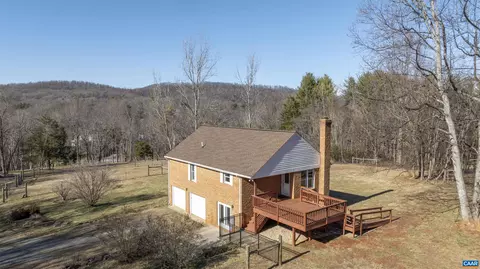 2915 N Garden Ln, North Garden, VA 22959