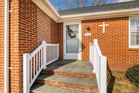 52 Herron St, Mount Sidney, VA 24467 photo 3